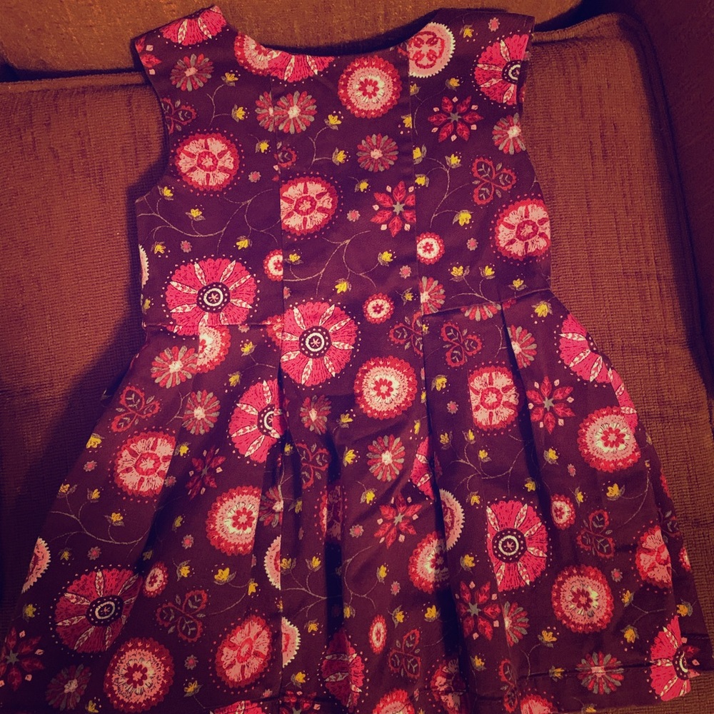 Like new Oshkosh dress